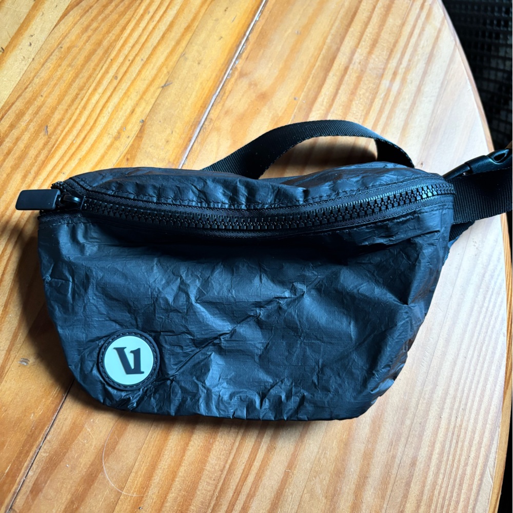 Vuori Cross Body Bag